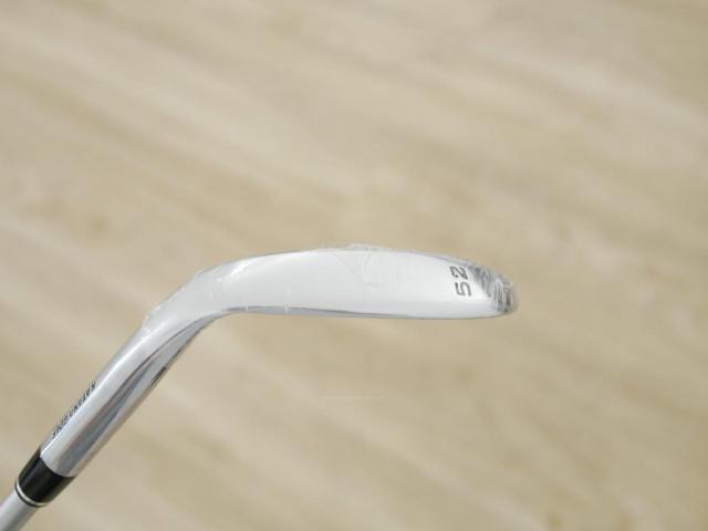 Wedge : Other : **ของใหม่ ยังไม่แกะพลาสติก** Wedge Katana Voltio Forged Loft 52 ก้านกราไฟต์ Fujikura Speeder 550 Wedge Flex