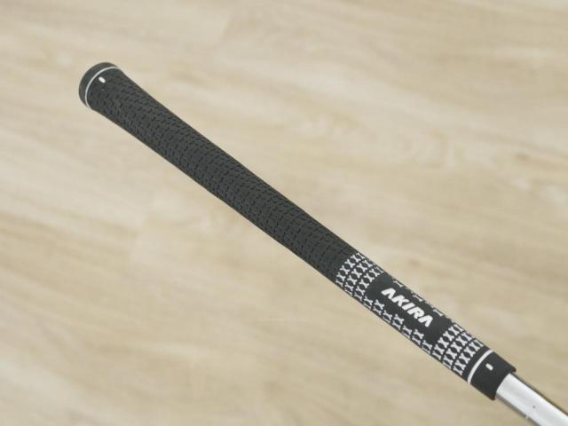 Wedge : Other : Wedge Akira Tour III CNC Loft 48 ก้านเหล็ก Dynamic Gold S200