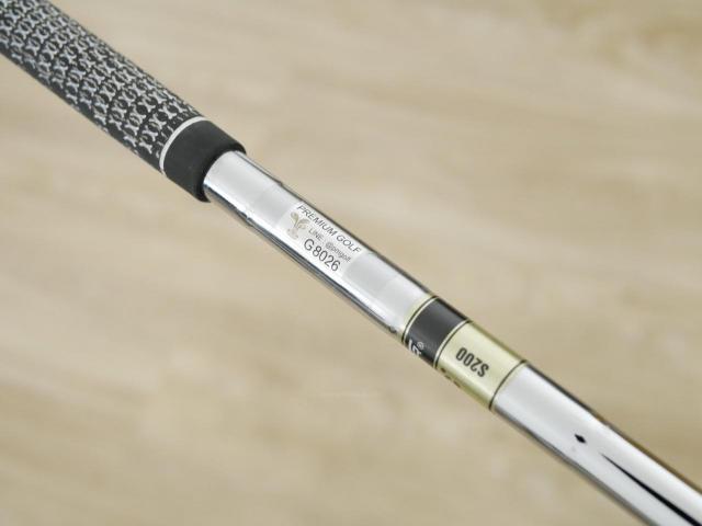 Wedge : Other : Wedge Akira Tour III CNC Loft 48 ก้านเหล็ก Dynamic Gold S200