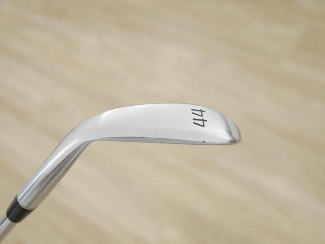 Wedge : Fourteen : Wedge Fourteen DJ-33 (Forged) Loft 44 ก้านเหล็ก Dynamic Gold Wedge
