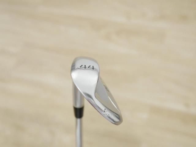 Wedge : Fourteen : Wedge Fourteen DJ-33 (Forged) Loft 44 ก้านเหล็ก Dynamic Gold Wedge