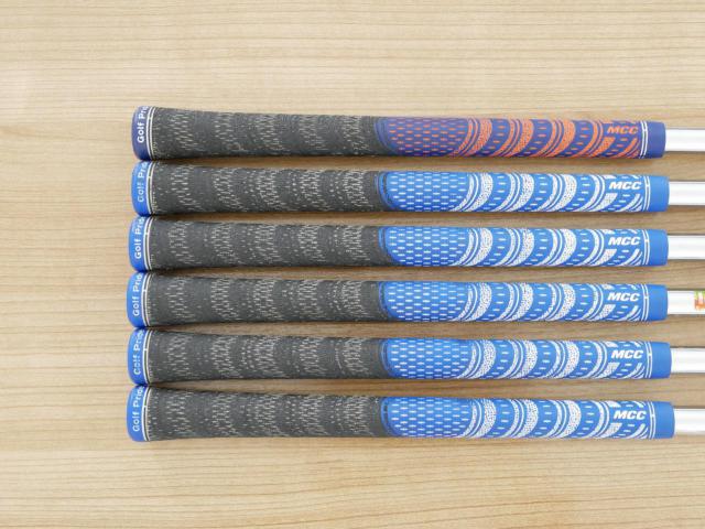 Iron set : Callaway : **มีตำหนิ** ชุดเหล็ก Callaway APEX Forged (ออกปี 2019) มีเหล็ก 5-Pw (6 ชิ้น) ก้านเหล็ก NS Pro Modus 105 Flex S