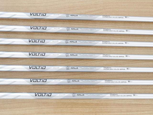 Iron set : Katana : ชุดเหล็ก Katana Voltio NINJA Model S (ปี 2020 หน้าเด้ง ตีไกล) มีเหล็ก 6-Pw,Aw,Sw (7 ชิ้น) ก้านกราไฟต์ Fujikura Voltio 40 Flex R