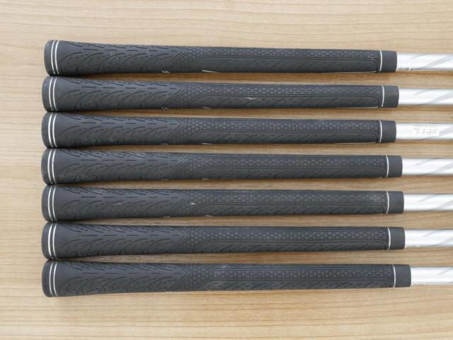 Iron set : Katana : ชุดเหล็ก Katana Voltio NINJA Model S (ปี 2020 หน้าเด้ง ตีไกล) มีเหล็ก 6-Pw,Aw,Sw (7 ชิ้น) ก้านกราไฟต์ Fujikura Voltio 40 Flex R