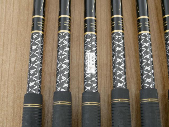 Iron set : Honma : ชุดเหล็ก Honma Beres Black Forged (ออกปี 2022 สวยมากๆ) มีเหล็ก 6-11 (6 ชิ้น เทียบเท่า 5-Pw) ก้าน ARMRQ MX Flex R2