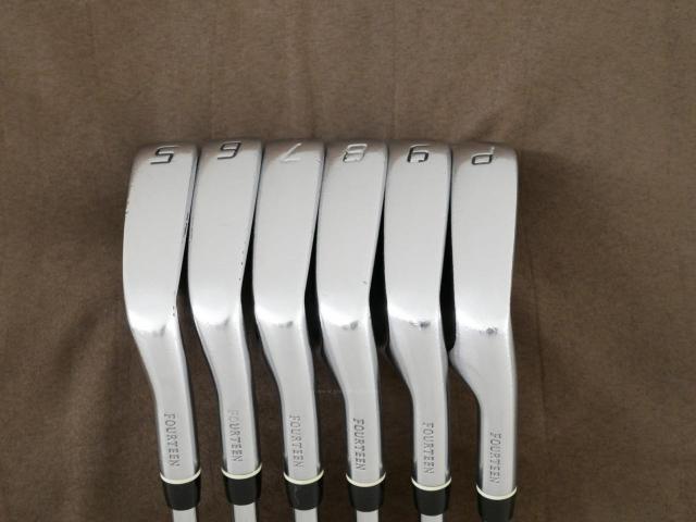 Iron set : Fourteen : ชุดเหล็ก Fourteen TC544 Forged (ปี 2018 นุ่มมากๆ) มีเหล็ก 5-Pw (6 ชิ้น) ก้านเหล็ก NS Pro 950 HT Flex S