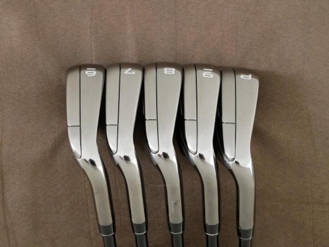 Iron set : Callaway : ชุดเหล็ก Callaway Big Bertha (รุ่นล่าสุด ปี 2023 ตีง่ายที่สุดของ Callaway) มีเหล็ก 6-Pw (5 ชิ้น) ก้านกราไฟต์ Fujikura Speeder NX Flex R