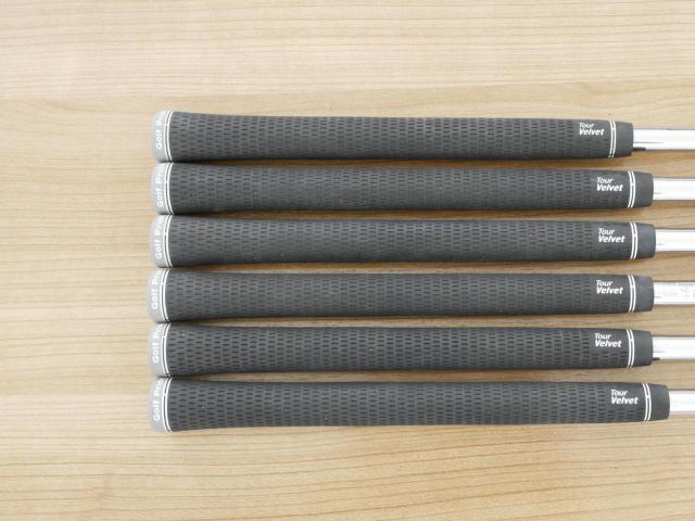 Iron set : Fourteen : ชุดเหล็ก Fourteen TC-550 Forged มีเหล็ก 5-Pw (6 ชิ้น) ก้านเหล็ก Ns Pro 950 Flex R