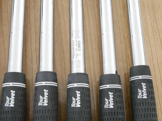 Iron set : Fourteen : ชุดเหล็ก Fourteen TC-550 Forged มีเหล็ก 5-Pw (6 ชิ้น) ก้านเหล็ก Ns Pro 950 Flex R