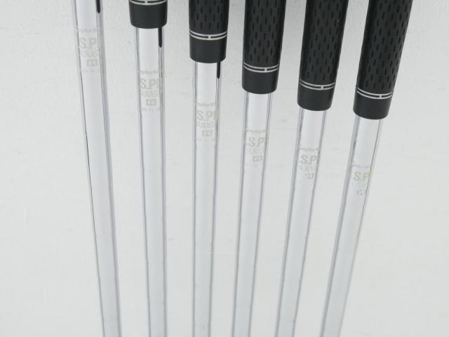 Iron set : Taylormade : ชุดเหล็ก Taylormade Gloire F2 Forged (รุ่นท๊อปสุด Japan Spec. ออกปี 2017) มีเหล็ก 5-Pw (6 ชิ้น) ก้านเหล็ก NS Pro 930 Flex R