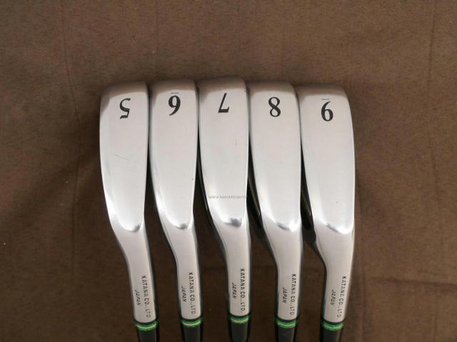 Iron set : Katana : ชุดเหล็ก Katana Sword Izu Max 230 (Forged) มีเหล็ก 5-9 (5 ชิ้น) ก้านกราไฟต์ Flex R
