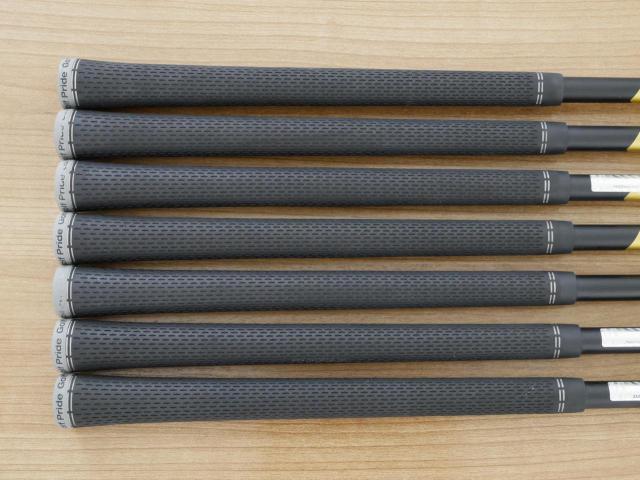 Iron set : Callaway : ชุดเหล็ก Callaway Rogue ST Max (ออกปี 2022 ตีง่าย ไกลมาก) มีเหล็ก 6-Pw,Aw,Gw (7 ชิ้น) ก้านกราไฟต์ Fujikura VENTUS 5 Flex R