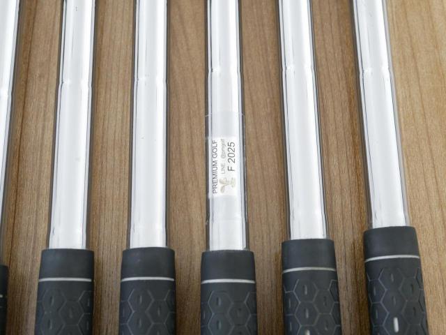 Iron set : Callaway : ชุดเหล็ก Callaway Legacy V (Forged) มีเหล็ก 4-Pw (7 ชิ้น) ก้านเหล็ก Memphis 10 Flex SR