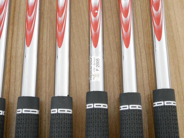 Iron set : Titleist : ชุดเหล็ก Titleist T200 Forged (รุ่นล่าสุด ออกปี 2023 Japan Spec) มีเหล็ก 5-Pw (6 ชิ้น) ก้านเหล็ก NS Pro Modus 125 Flex R
