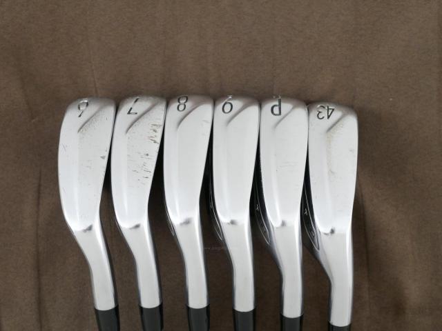 Iron set : Titleist : ชุดเหล็ก Titleist T400 (ตีง่ายที่สุด ไกลที่สุด ออกปี 2020) มีเหล็ก 6-Pw,43 (6 ชิ้น) ก้านเหล็ก NS Pro Modus 105 Flex S