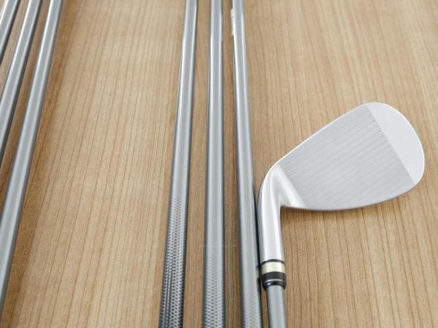 Iron set : PRGR : ชุดเหล็กกระเทย PRGR NEW Egg (ปี 2020 ตีง่ายและไกลมากๆ เด้งสุดๆ COR 0.82) มีเหล็ก 6-Pw,Aw,As (7 ชิ้น) ก้านกราไฟต์ M-40 Flex SR