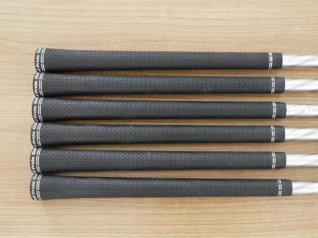 Iron set : Ping : ชุดเหล็ก Ping i525 Forged (ออกปี 2022) มีเหล็ก 6-Pw,Aw (6 ชิ้น) ก้านกราไฟต์ Fujikura MCI 70 Flex S