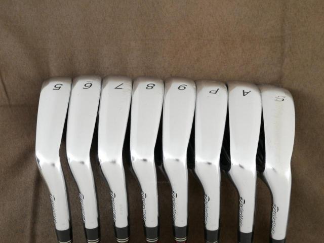 Iron set : Taylormade : ชุดเหล็ก Taylormade r9 MAX มีเหล็ก 5-Pw,Aw,Sw (8 ชิ้น) ก้านกราไฟต์ Fujikura Motore 55 Flex S