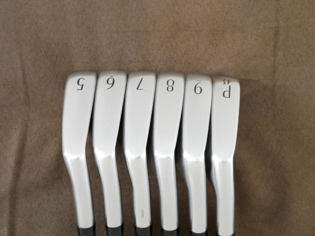 Iron set : Titleist : ชุดเหล็ก Titleist T250 Forged (รุ่นล่าสุด ออกปี 2025 Japan Spec) มีเหล็ก 5-Pw (6 ชิ้น) ก้านเหล็ก NS Pro Modus 105 Flex S