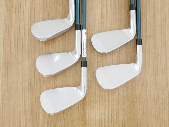 Iron set : Callaway : **ของใหม่ ยังไม่แกะพลาสติก** ชุดเหล็ก Callaway ELYTE (ออกปี 2025 ตีง่ายมาก ไกล Japan Spec.) มีเหล็ก 6-Pw (5 ชิ้น) ก้านกราไฟต์ Fujikura VENTUS 5 Flex R