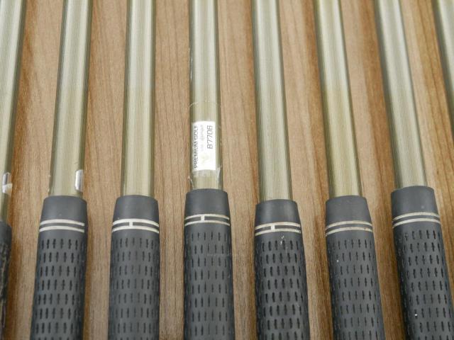 Iron set : Honma : **ก้าน 4 ดาว** ชุดเหล็ก Honma LB-708 มีเหล็ก 3-11,Sw (10 ชิ้น) ก้านกราไฟต์ Flex R (4 ดาว)