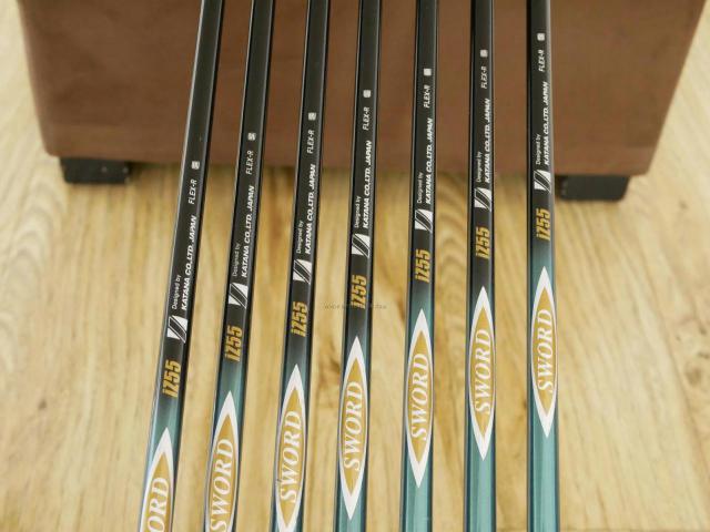 Iron set : Katana : ชุดเหล็ก Katana Sword Izu Max 230 (Forged) มีเหล็ก 4-Pw (7 ชิ้น) ก้านกราไฟต์ Flex R