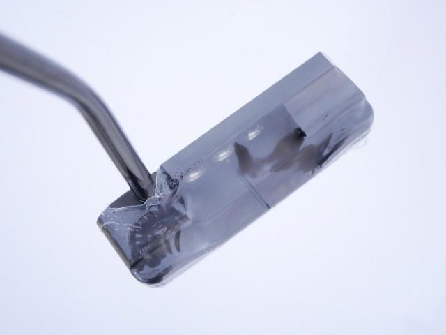 Putter : All : **ของใหม่ ยังไม่แกะพลาสติก** พัตเตอร์ Scotty Cameron B3 Triple Black Design LTD (ออกปี 2024 Limited Edition หายากครับ) ยาว 34 นิ้ว