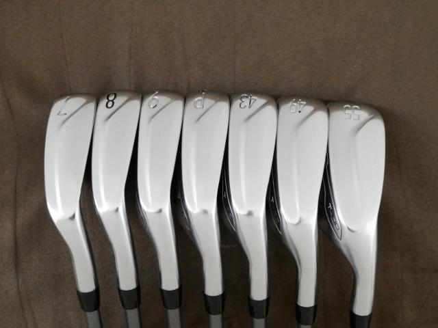Iron set : Titleist : ชุดเหล็ก Titleist T400 (ตีง่ายที่สุด ไกลที่สุด ออกปี 2020) มีเหล็ก 7-Pw,43,49,55 (7 ชิ้น) ก้านกราไฟต์ Mitsubishi TENSEI 40 Flex R2