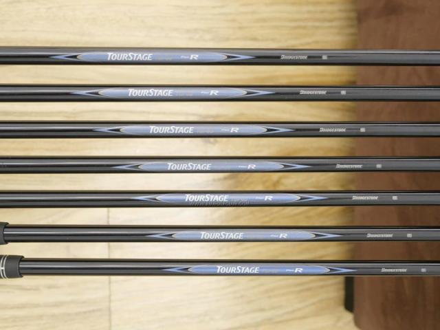 Iron set : Tourstage : ชุดเหล็ก Tourstage V300 (Forged) มีเหล็ก 4-Pw (7 ชิ้น) ก้านกราไฟต์ Flex R