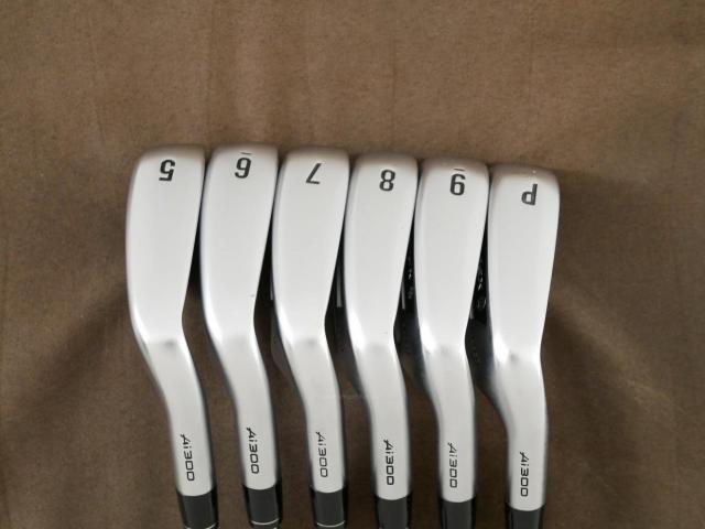 Iron set : Callaway : ชุดเหล็ก Callaway APEX Ai300 Forged (รุ่นล่าสุด ออกปี 2024) มีเหล็ก 5-Pw (6 ชิ้น) ก้านเหล็ก NS Pro 950 NEO Flex S