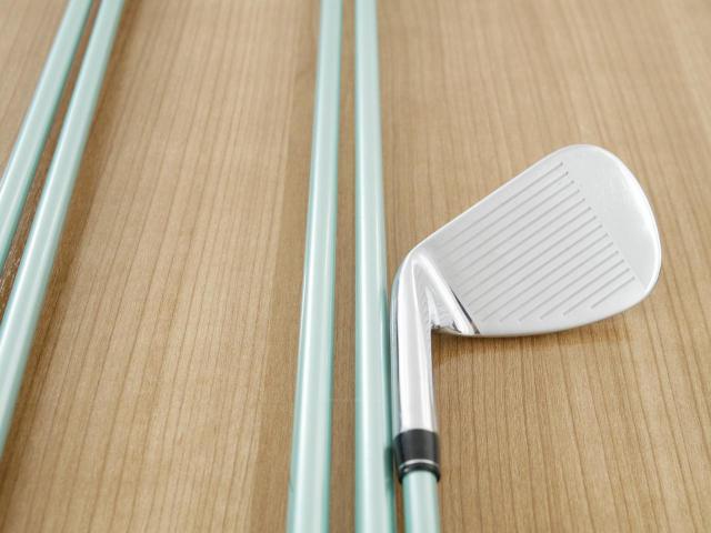 Lady club : All : ชุดเหล็ก Callaway ELYTE Max Fast (รุ่นล่าสุด ออกปี 2025 ตีง่ายมาก ไกล Japan Spec.) มีเหล็ก 7-Pw,Sw (5 ชิ้น) ก้านกราไฟต์ UST Mamiya LINQ 40 Flex L (Lady)