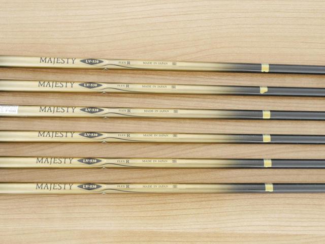 Iron set : Maruman : ชุดเหล็ก Maruman Majesty Royale (รุ่นท๊อปสุด ปี 2021 ของใหม่ 8 หมื่นบาท) มีเหล็ก 6-10,Pw (6 ชิ้น เบอร์ 6 ตีระยะเท่าเบอร์ 5 ของรุ่นอื่น) ก้านกราไฟต์ Flex R