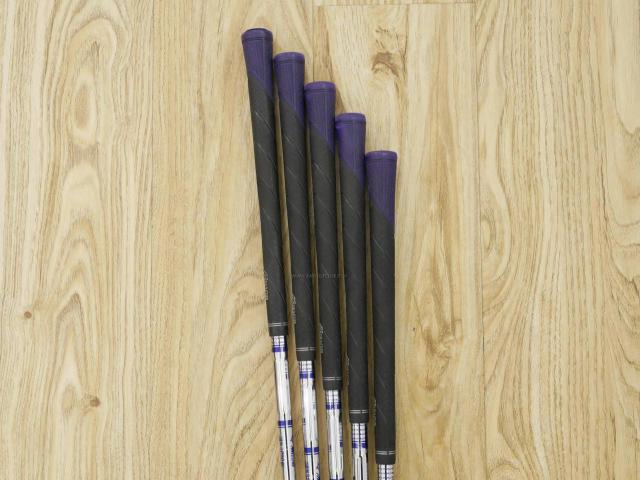Iron set : Mizuno : ชุดเหล็ก Mizuno JPX EIII Hot Metal (รุ่นท้อป ใบใหญ่ หน้าเด้ง ตีไกล) มีเหล็ก 6-Pw (5 ชิ้น) ก้านเหล็ก NS Pro 950 Flex SR