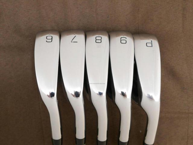 Iron set : Mizuno : ชุดเหล็ก Mizuno JPX EIII Hot Metal (รุ่นท้อป ใบใหญ่ หน้าเด้ง ตีไกล) มีเหล็ก 6-Pw (5 ชิ้น) ก้านเหล็ก NS Pro 950 Flex SR