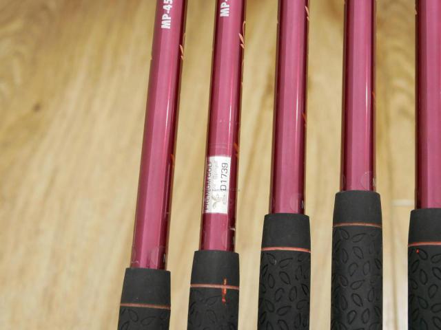 Lady club : All : ชุดเหล็ก Macgregor NV-FL (ใบใหญ่ ตีไกล) มีเหล็ก 7-Pw,Sw (5 ชิ้น) ก้านกราไฟต์ Flex L