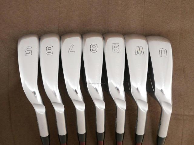 Iron set : Ping : ชุดเหล็ก Ping G700 (ปี 2019 Japan Spec. ใบใหญ่ ง่ายที่สุด ไกลที่สุดของ Ping) มีเหล็ก 5-Pw,Aw (7 ชิ้น) ก้านกราไฟต์ Mitsubishi FUBUKI Flex R
