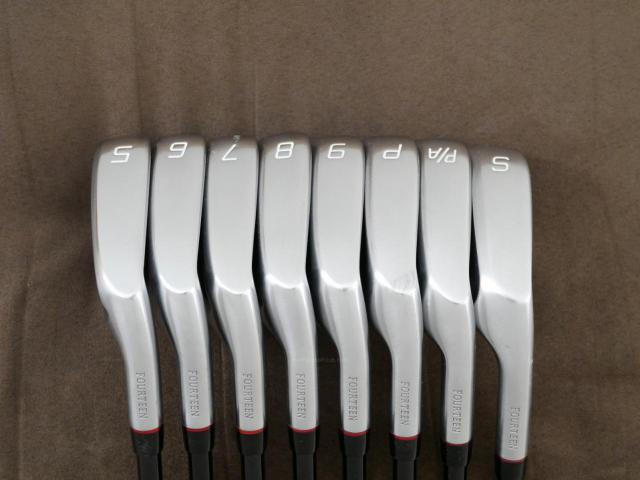 Iron set : Fourteen : ชุดเหล็ก Fourteen PC-555 (ตีง่าย ไกล) มีเหล็ก 5-Pw,Aw,Sw (8 ชิ้น) ก้านกราไฟต์ Flex R