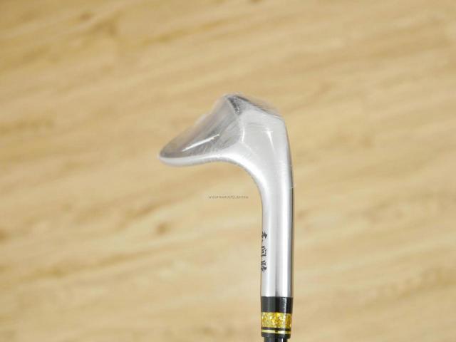 Wedge : Other : **ของใหม่ ยังไม่แกะพลาสติก** Wedge Mutsumi Honma MH280W CNC Milled Loft 54 ก้านกราไฟต์ Wedge Flex