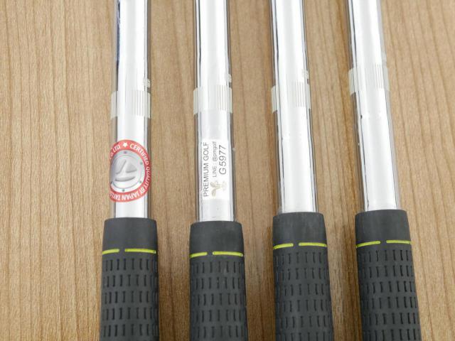 Iron set : Taylormade : ชุดเหล็ก Taylormade M1 (ออกปี 2017) มีเหล็ก 7-Pw (4 ชิ้น) ก้านเหล็ก NS Pro 930 Flex S