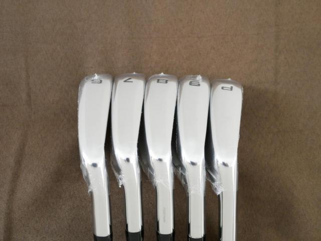 Iron set : Callaway : **ของใหม่ ยังไม่แกะพลาสติก** ชุดเหล็ก Callaway ELYTE Max Fast (ออกปี 2025 ตีง่ายมาก ไกล Japan Spec.) มีเหล็ก 6-Pw (5 ชิ้น) ก้านเหล็ก NS Pro ZELOS 7 Flex R