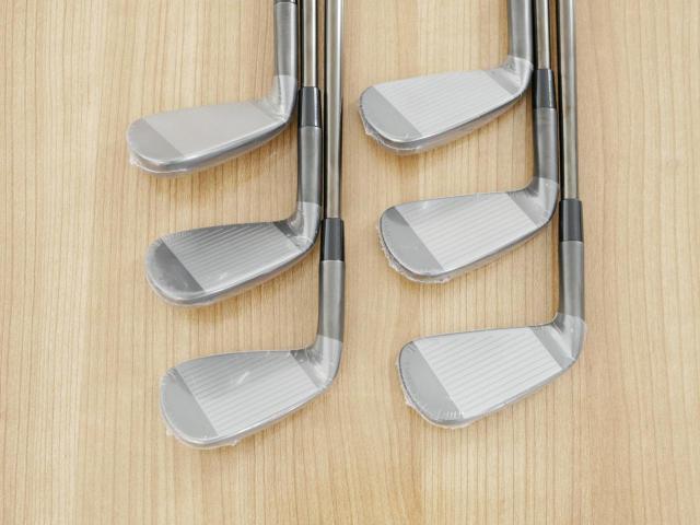 Iron set : Taylormade : **ของใหม่ ยังไม่แกะพลาสติก** ชุดเหล็ก Taylormade P770 Black Forged (รุ่นล่าสุด ออกปี 2024 นุ่ม แน่น) มีเหล็ก 5-Pw (6 ชิ้น) ก้านเหล็ก NS Pro Modus 120 Flex S