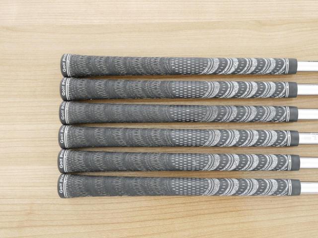 Iron set : Honma : ชุดเหล็ก Honma Tour World TW737P (ออกปี 2017) มีเหล็ก 5-10 (6 ชิ้น) ก้านเหล็ก NS Pro 850 Flex S