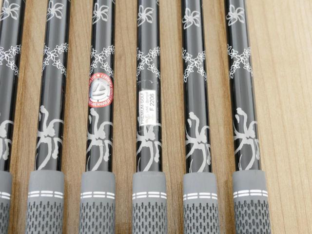 Iron set : Taylormade : ชุดเหล็ก Taylormade P7MC Forged (ซีรี่ย์ท้อปสุด ออกปี 2023) มีเหล็ก 5-Pw (6 ชิ้น) ก้านกราไฟต์ Mitsubishi Diamana Thump i95 Flex S