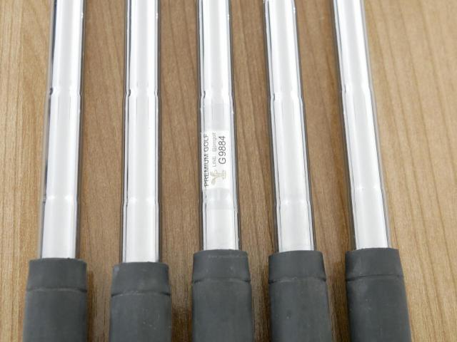 Iron set : Titleist : ชุดเหล็ก Titleist T300 (ปี 2022) มีเหล็ก 6-Pw (5 ชิ้น) ก้านเหล็ก Dynamic Gold 95 S200