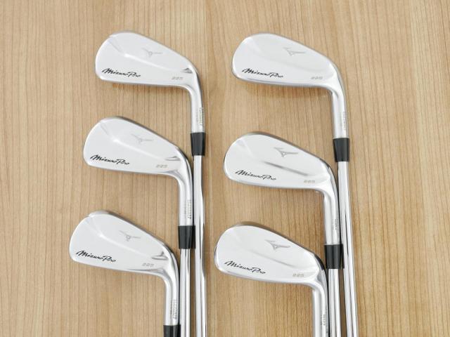 Iron set : Mizuno : ชุดเหล็ก Mizuno Pro 225 Forged (ปี 2023 นุ่ม แน่น ระยะดี) มีเหล็ก 5-Pw (6 ชิ้น) ก้านเหล็ก NS Pro 950 NEO Flex R