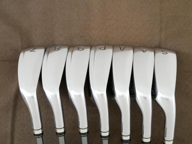 Iron set : PRGR : ชุดเหล็กกระเทย PRGR NEW Egg (ปี 2020 ตีง่ายและไกลมากๆ เด้งสุดๆ COR 0.82) มีเหล็ก 7-Pw,Aw,As,Sw (7 ชิ้น) ก้านกราไฟต์ M-43 Flex S