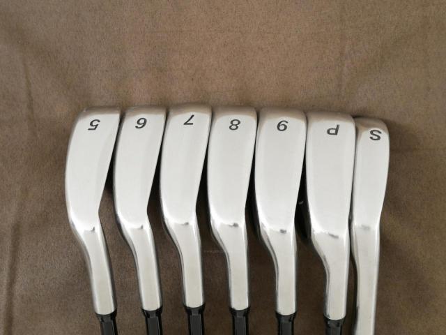 Iron set : PRGR : ชุดเหล็ก PRGR AS302 (ใบใหญ่ ตีง่าย) มีเหล็ก 5-Pw,Sw (7 ชิ้น) ก้านกราไฟต์ Flex R