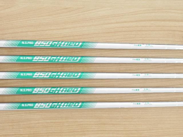 Iron set : Taylormade : ชุดเหล็ก Taylormade Gloire F2 Forged (รุ่นท๊อปสุด Japan Spec. ออกปี 2017) มีเหล็ก 6-Pw (5 ชิ้น) ก้านเหล็ก NS Pro 850 NEO Flex S