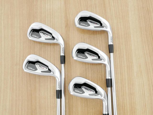 Iron set : Titleist : ชุดเหล็ก Titleist VG3 Type D Forged (ปี 2017 Japan Spec. ตีง่ายและไกลที่สุดของ Titleist) มีเหล็ก 6-Pw (5 ชิ้น) ก้านเหล็ก NS Pro Zelos 8 Flex S
