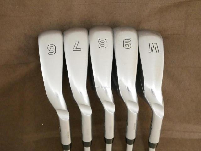Iron set : Ping : ชุดเหล็ก Ping G700 (ปี 2019 Japan Spec. ใบใหญ่ ง่ายที่สุด ไกลที่สุดของ Ping) มีเหล็ก 6-Pw (5 ชิ้น) ก้านเหล็ก NS Pro 950 Flex S